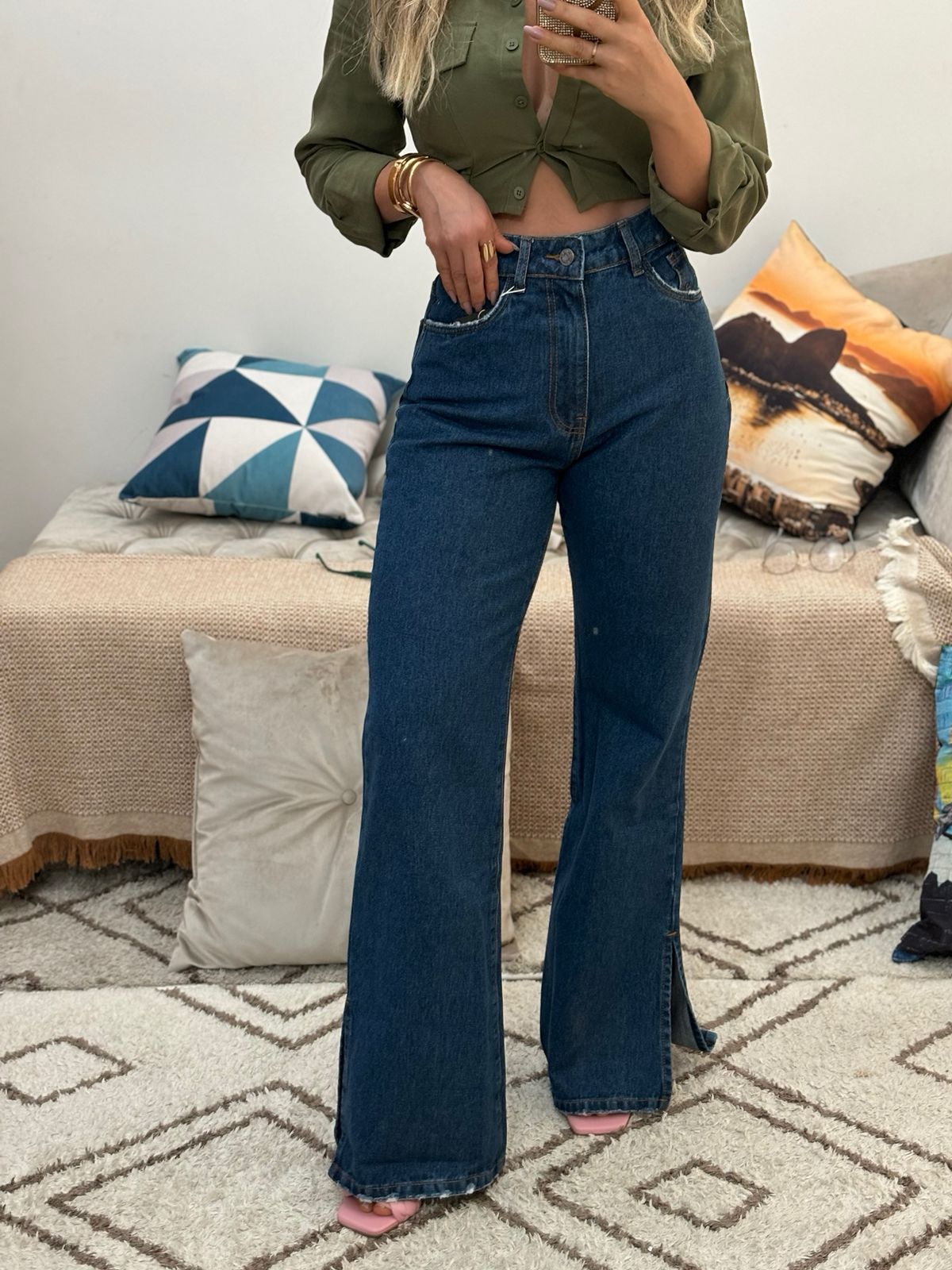 Calça Reta Com Abertura Lateral Jeans Feminino - 013.10.0018