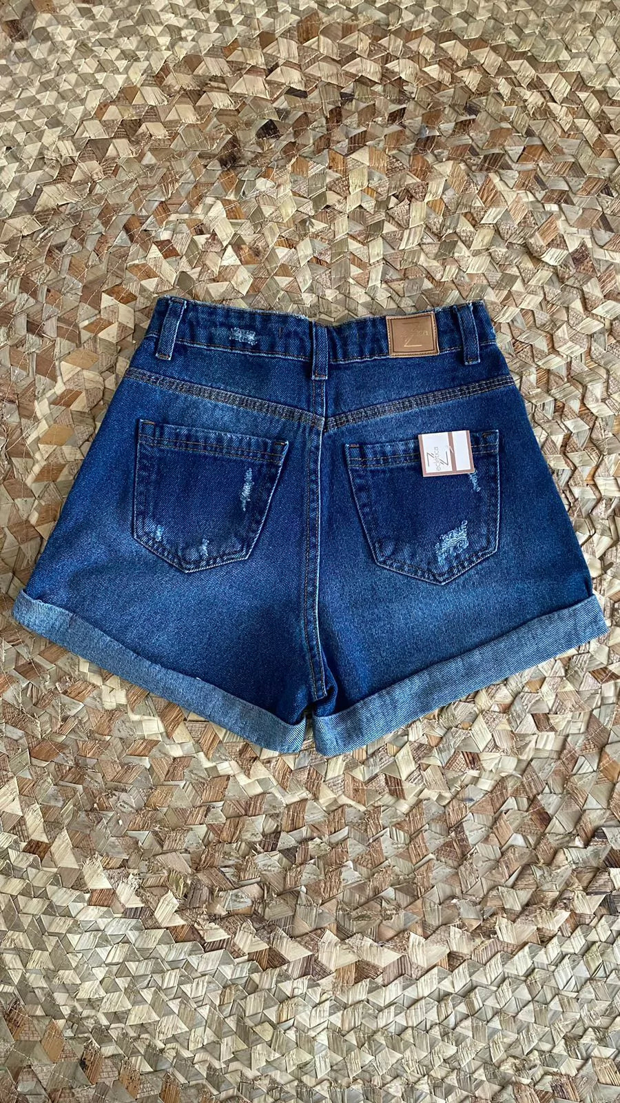 SHORTS MOM JEANS FEMININO BARRA DOBRADA BOLSOS FUNCIONAIS - 005.11.0120