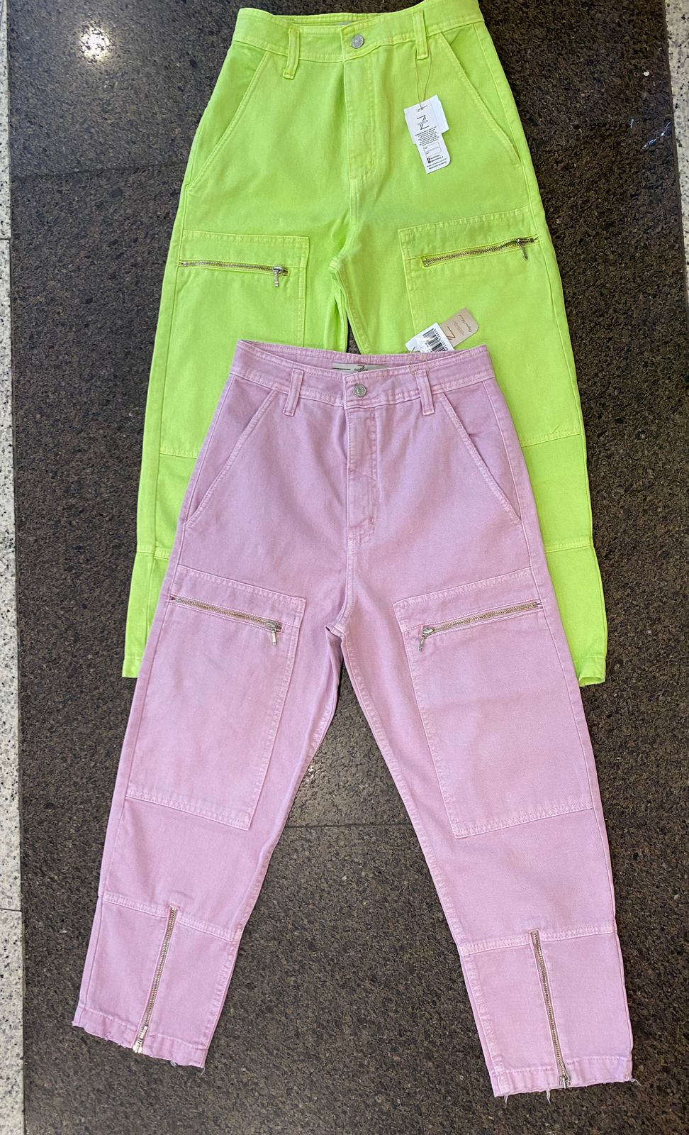 Calça Cargo Com Zíper Jeans Feminino - 13.28.0005