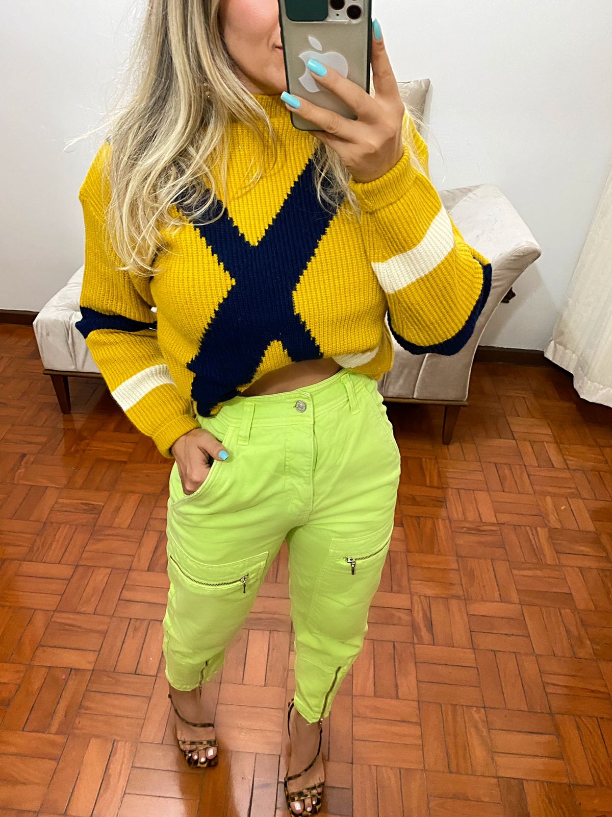 Calça Cargo Com Zíper Jeans Feminino - 13.28.0005
