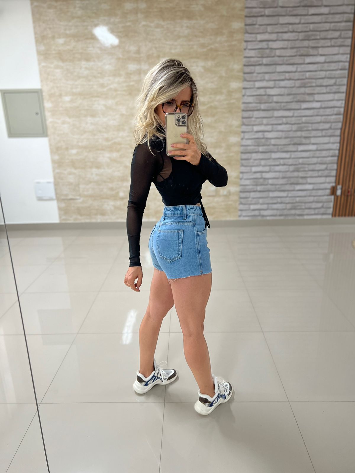 Shorts Mom Jeans Feminino 005.25.0008