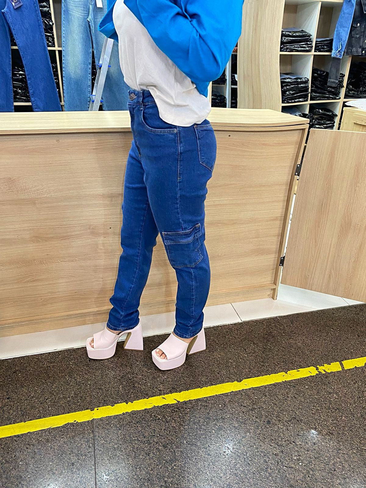 Calça mom jeans feminino - 013.59.0001