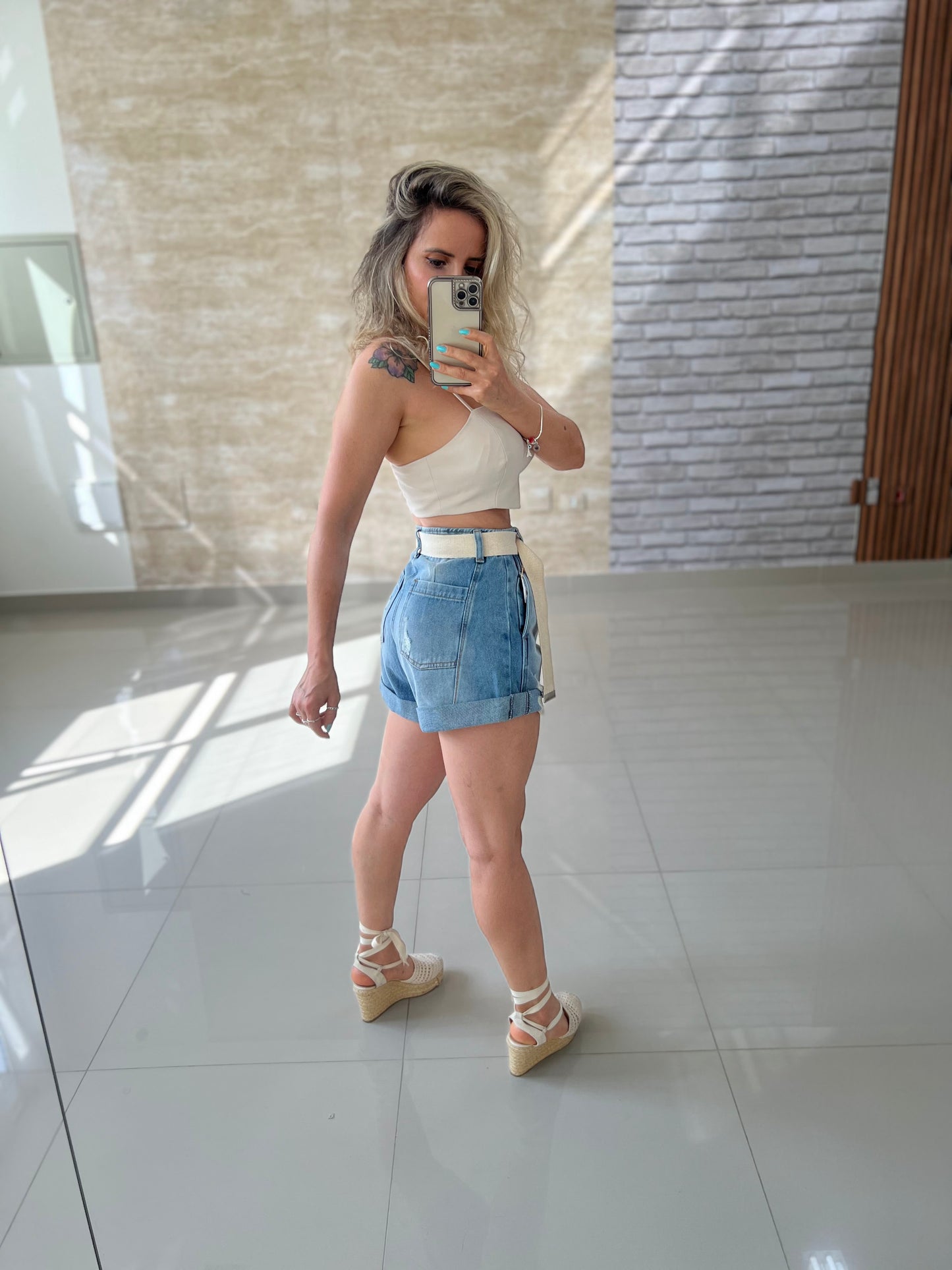 Shorts Mom Bolso Faca Jeans Feminino - 005.11.0106