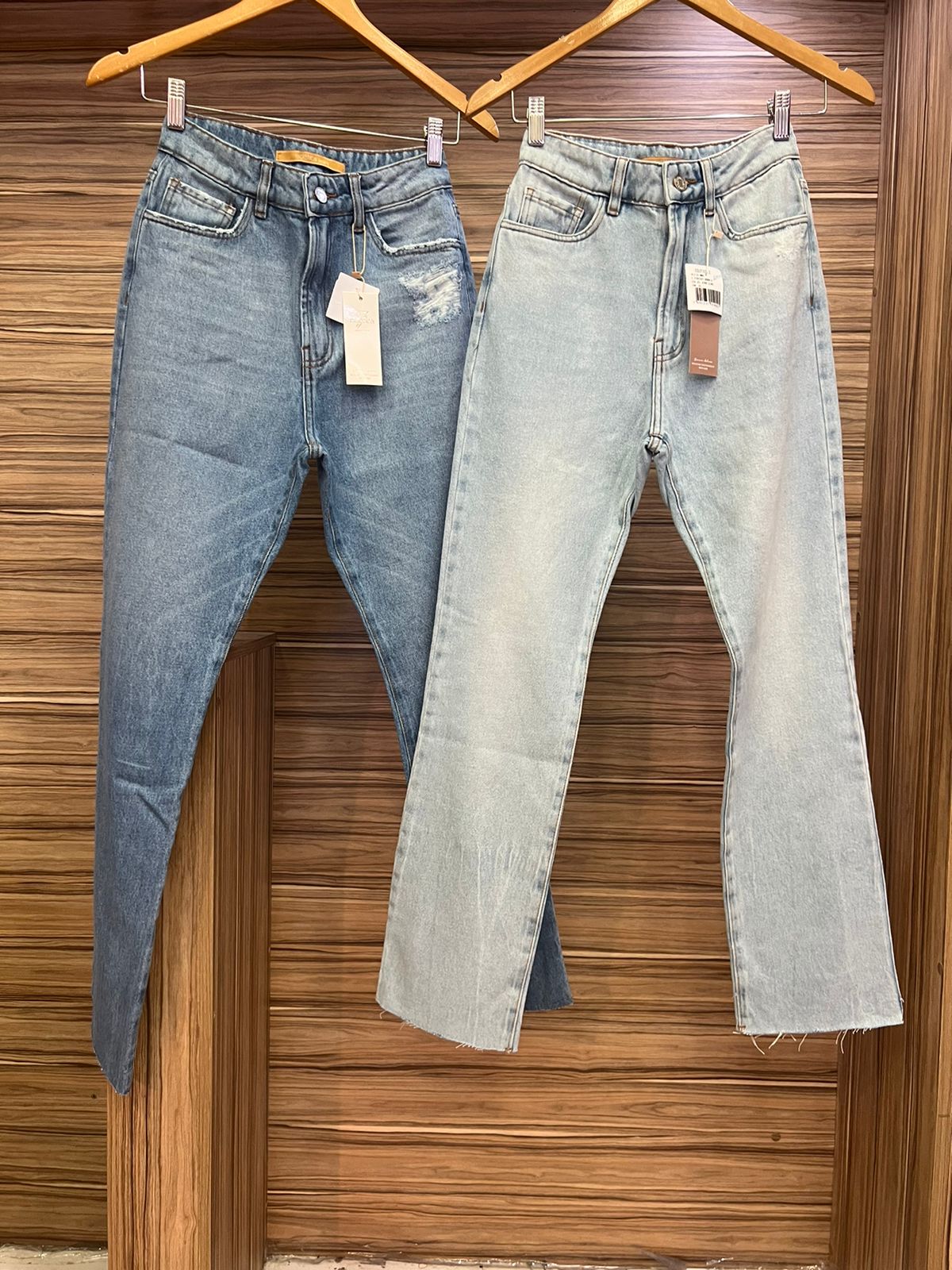 Calça Straight Barra A Fio Jeans Feminino 013.53.0001