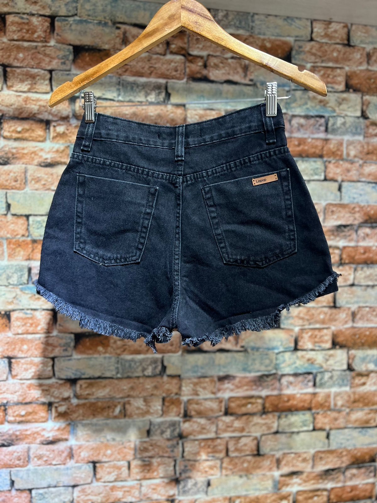 Shorts Mom Barra Desfiada Jeans Feminino - 005.11.0122