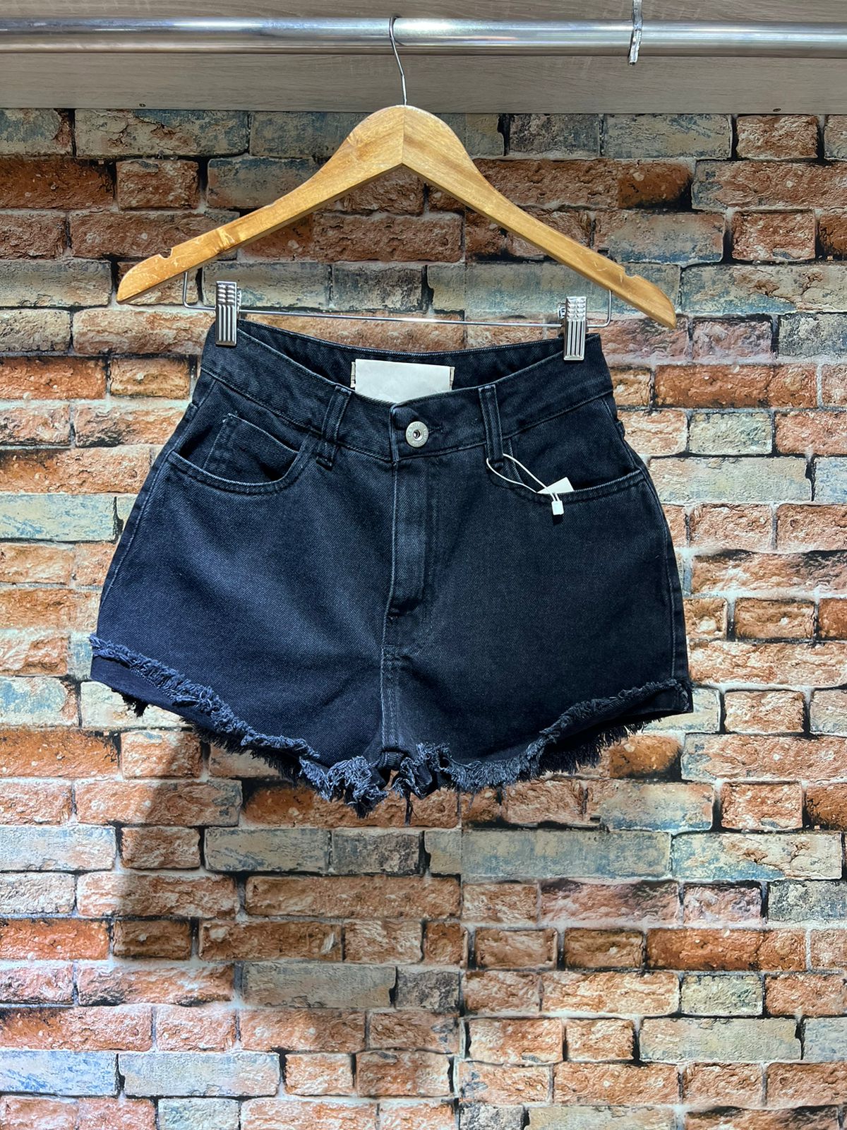 Shorts Mom Barra Desfiada Jeans Feminino - 005.11.0122